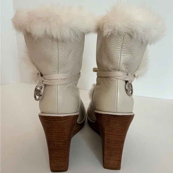 Michael Kors Cream Wedge Leather Ankle Boots with Fur Trim Size 7 1/2 - Picture 8 of 11